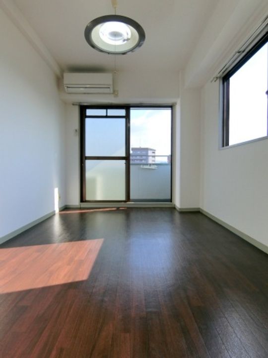 大阪府大阪市平野区西脇4(マンション)の賃貸物件の居間