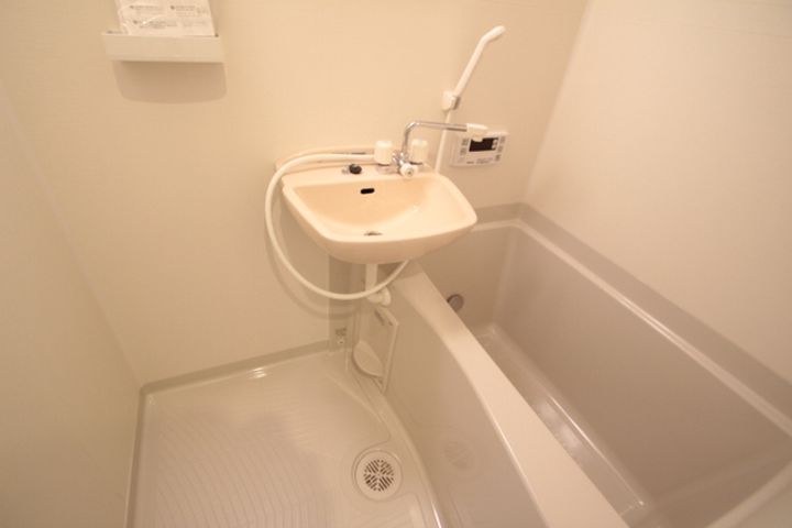 ポルトボヌール壱番館の風呂