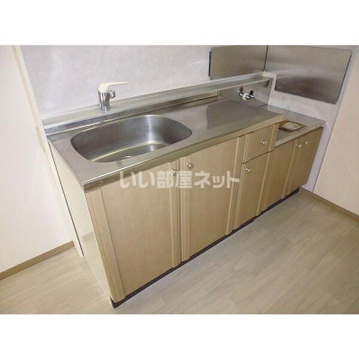 サンヒルズガーデンCのキッチン