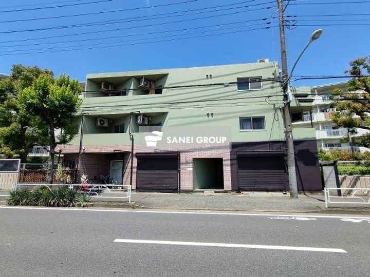 センチュリーハイツの外観