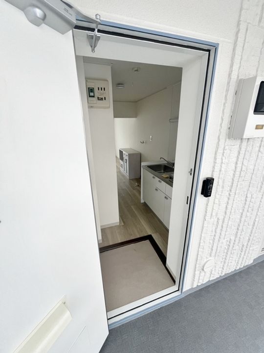 PLANET SAKURA セントラルの玄関