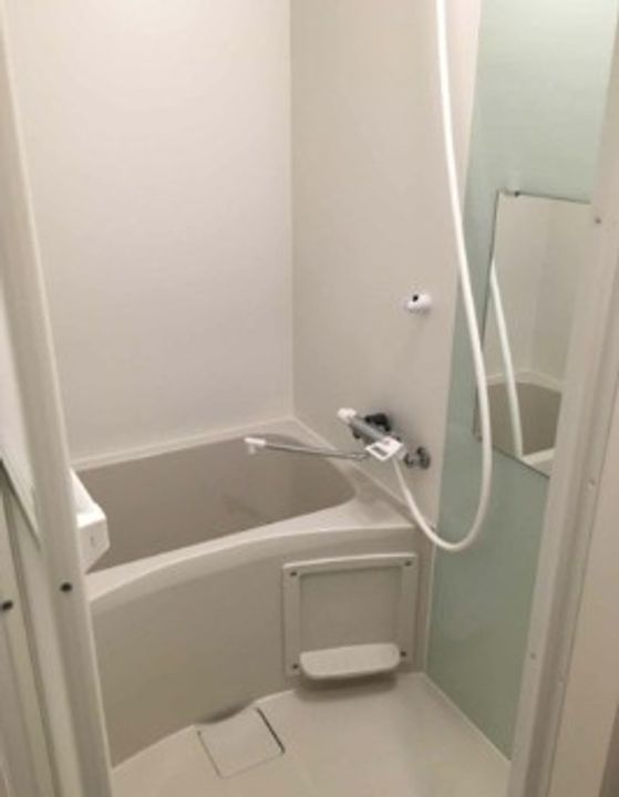 神奈川県横浜市磯子区森3(マンション)の賃貸物件の風呂