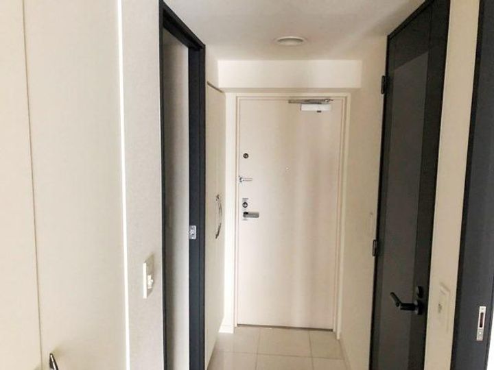 コンパートメント東京中央の玄関