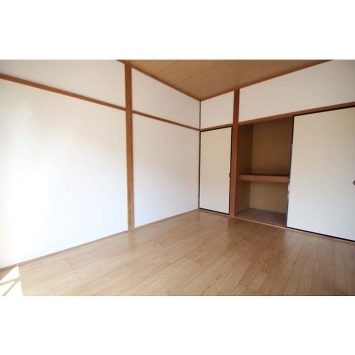 モア・エレガントIIの内装