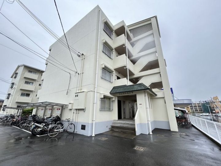 大阪府高槻市松川町(マンション)の賃貸物件の外観