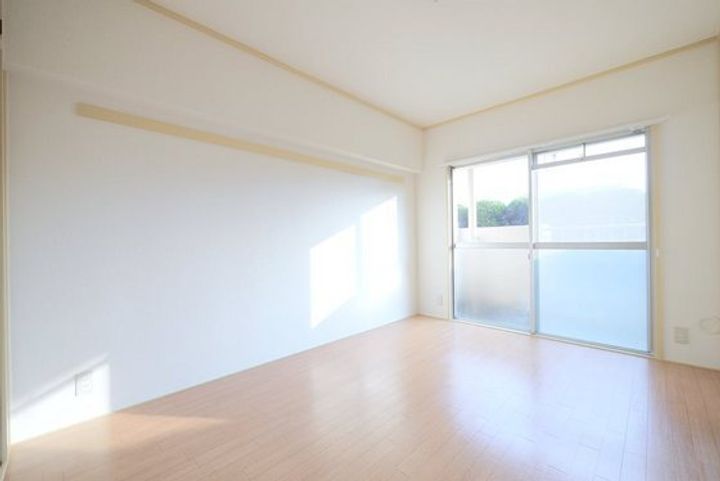 Oryza西古松の内装
