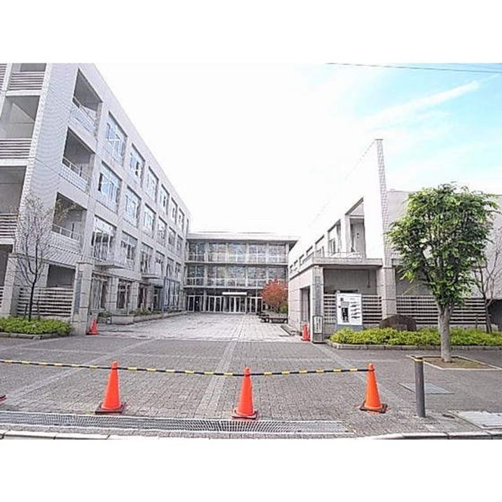 The Orchid Manor IIの周辺