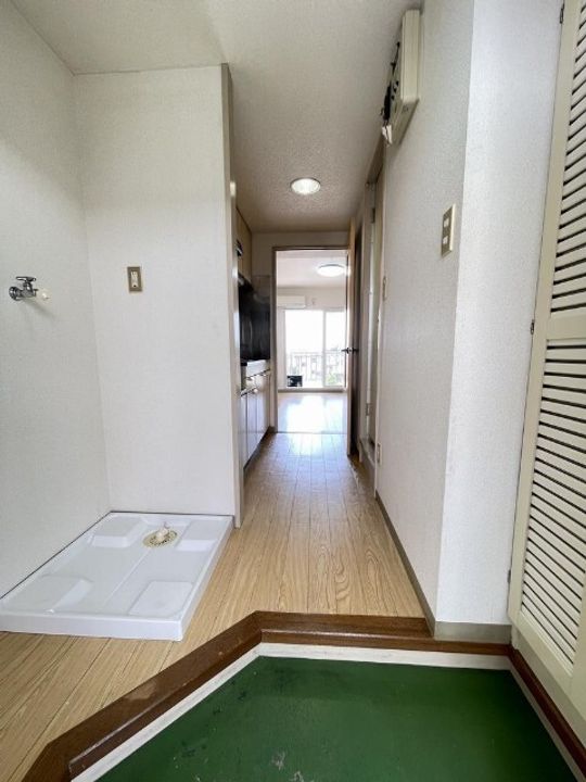 メゾン竹村の玄関