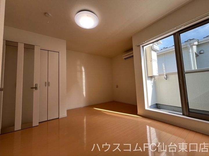 クレフラスト幸町Dの居間
