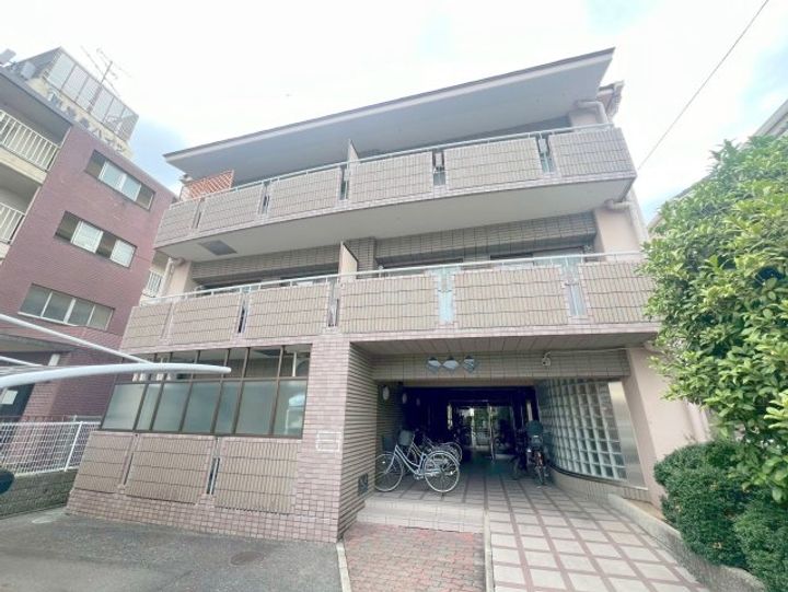 リーヴァ東花園の外観