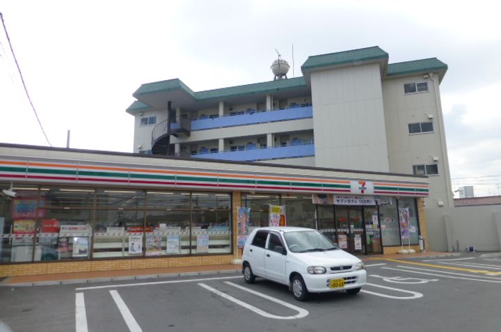 ルミエール高田の周辺