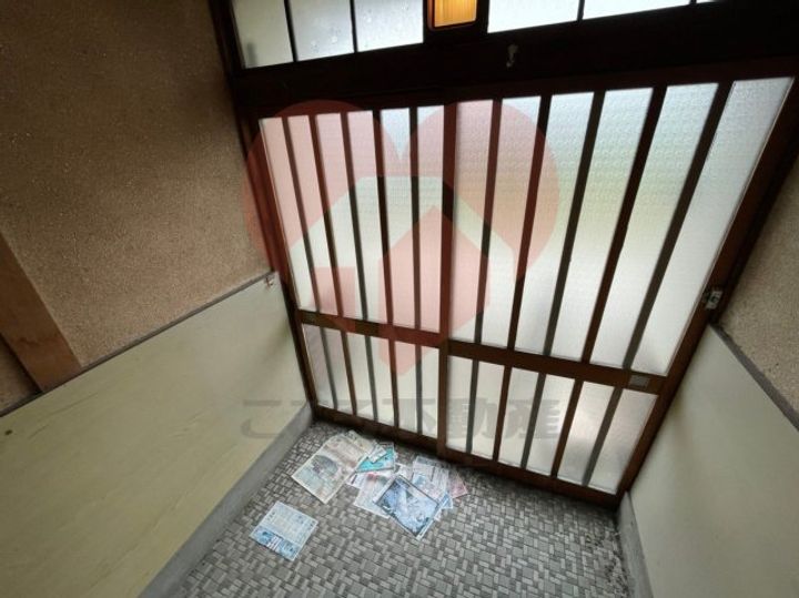 大阪府堺市中区堀上町(一戸建)の賃貸物件の玄関