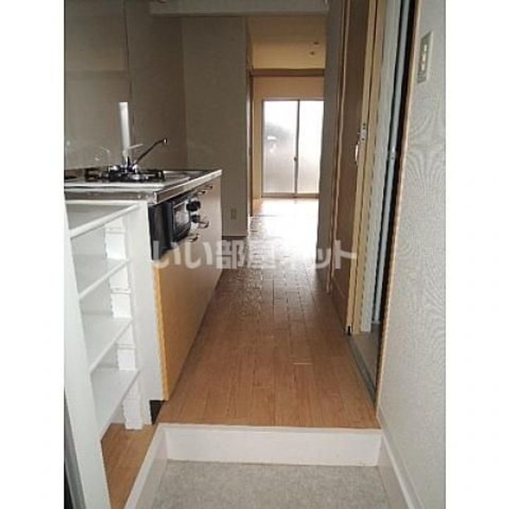 広島県広島市安佐北区口田1(アパート)の賃貸物件の玄関