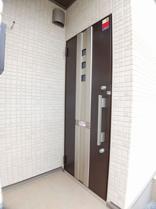 福島県福島市方木田字辻(アパート)の賃貸物件の玄関