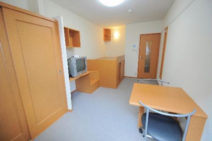 広島県福山市水呑町(アパート)の賃貸物件の居間