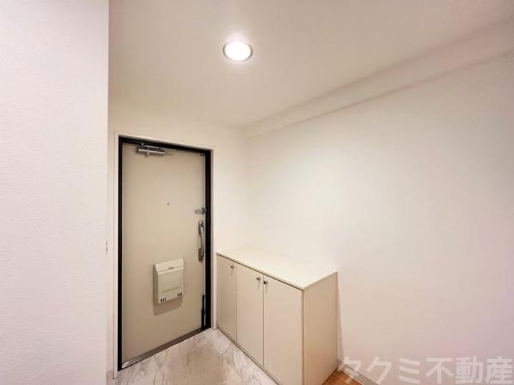 ガーデンヒルズ並木の玄関