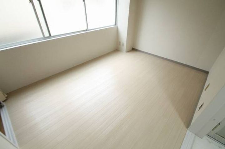 広島県広島市中区猫屋町(マンション)の賃貸物件の居間