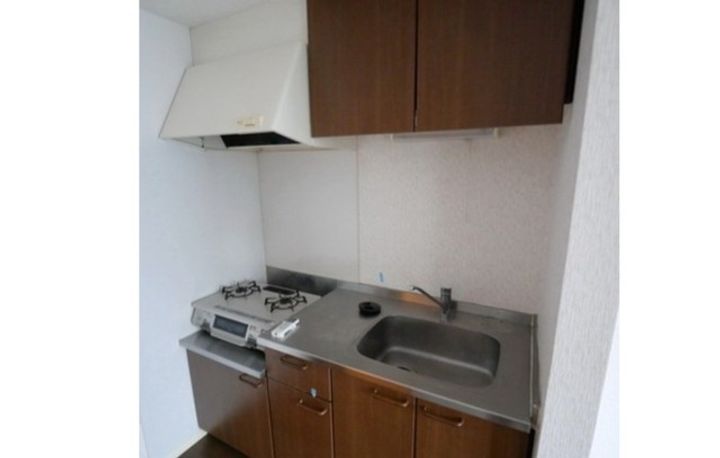 トレンディ A棟のキッチン