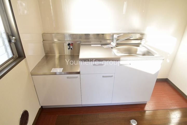 神奈川県小田原市蓮正寺(マンション)の賃貸物件のキッチン