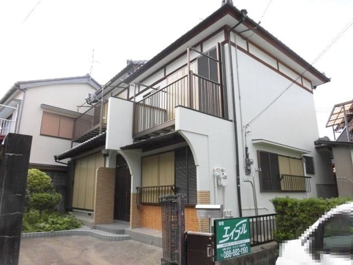 高知県高知市新屋敷2(一戸建)の賃貸物件の外観
