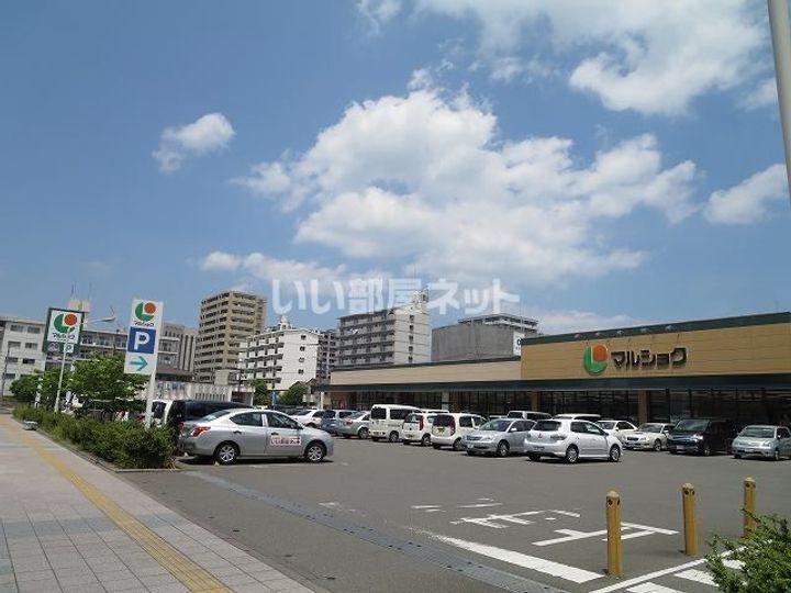 コーポ三田の周辺