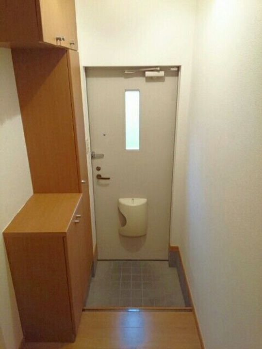 クライムワンの玄関
