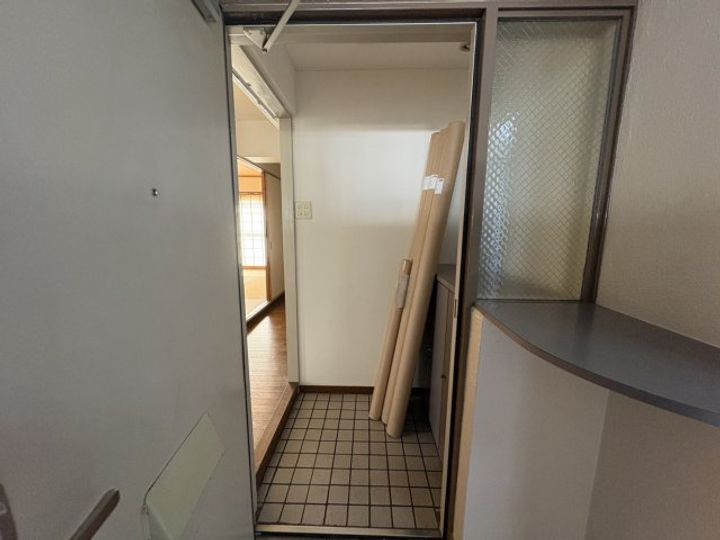 大阪府高槻市大畑町(マンション)の賃貸物件の玄関