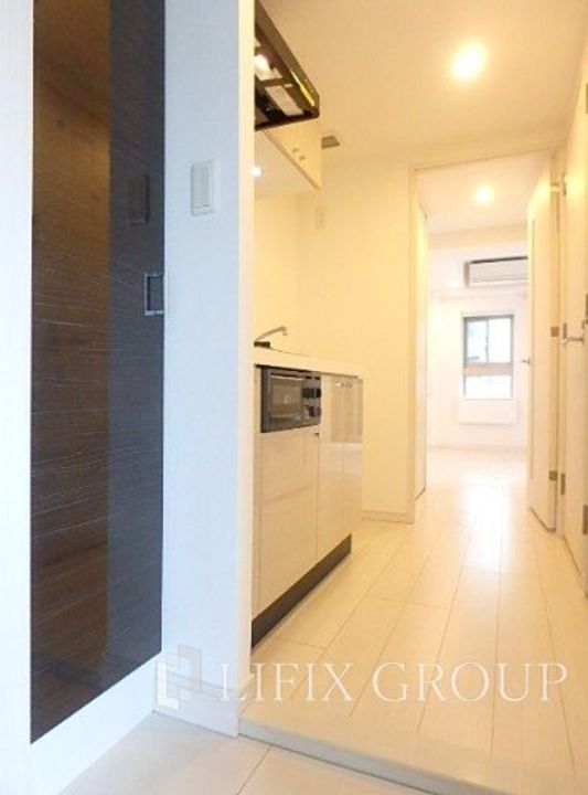 神奈川県横浜市中区山下町(マンション)の賃貸物件の玄関