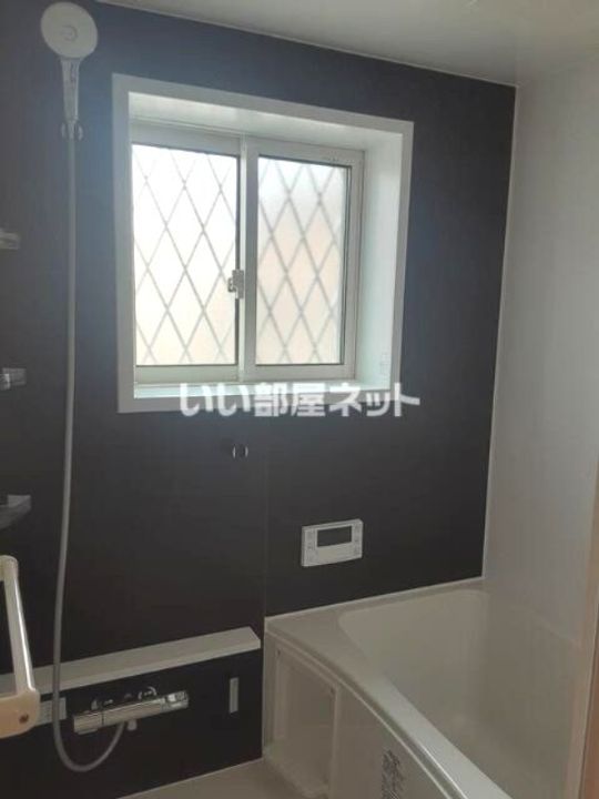 埼玉県吉川市中央2(アパート)の賃貸物件の風呂