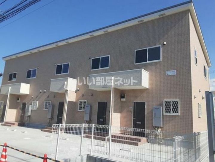 埼玉県吉川市中央2(アパート)の賃貸物件の外観