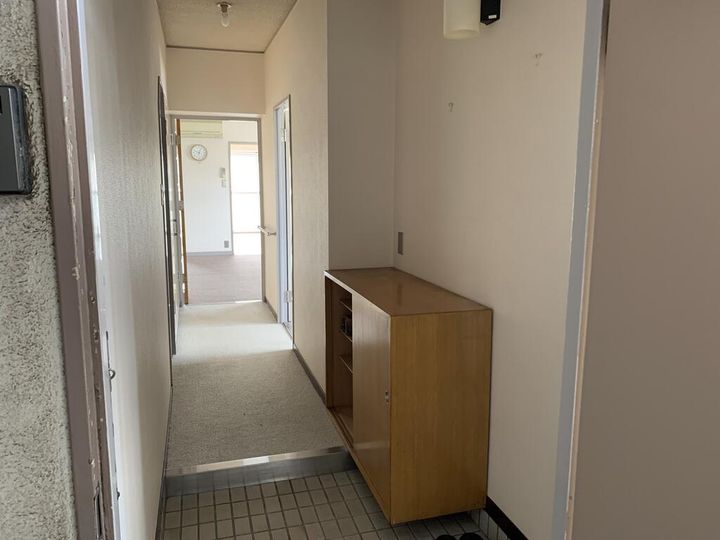 シーアイマンション福山の玄関