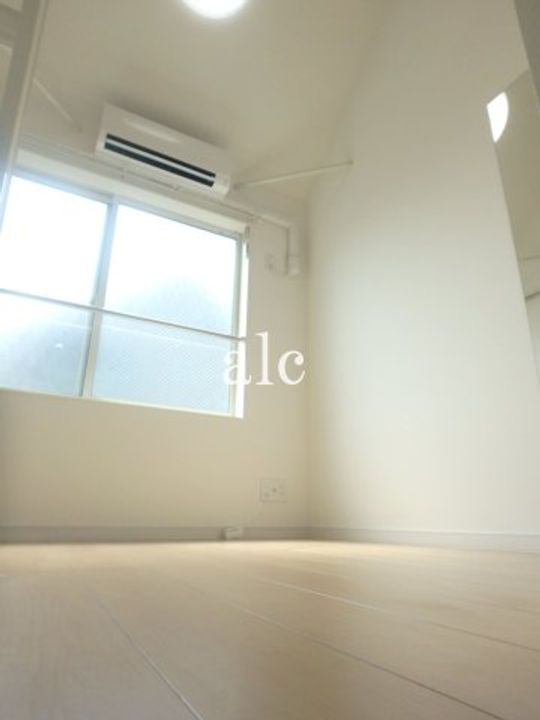 フェリスティアラの居間