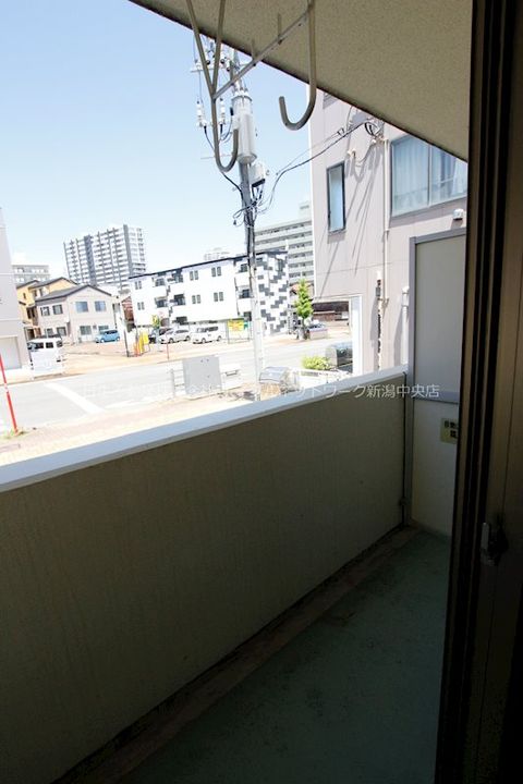 ユートピア三愛東堀の内装