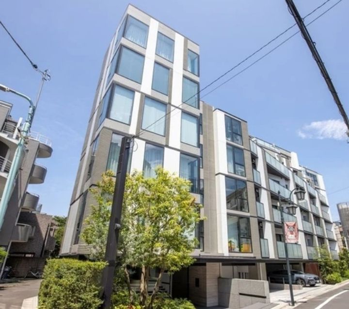 ピアース代々木上原の外観