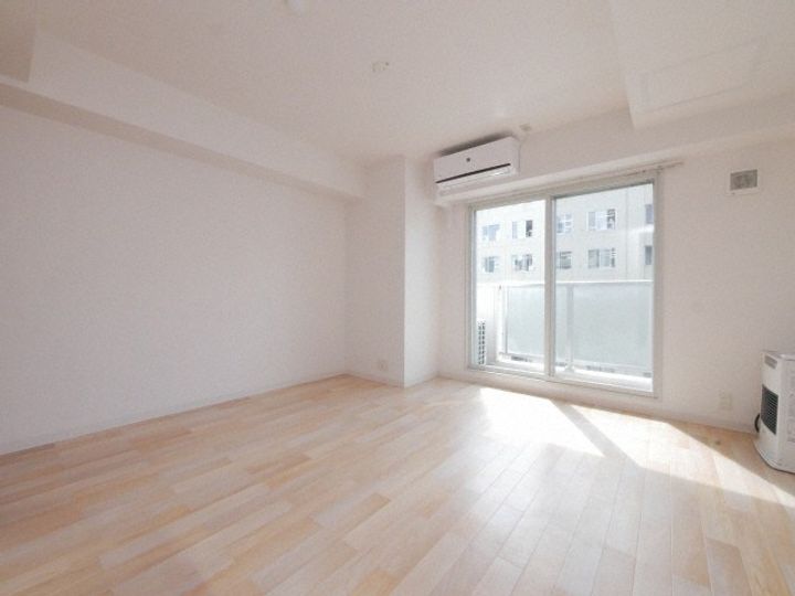 北海道札幌市中央区大通西15(マンション)の賃貸物件の居間