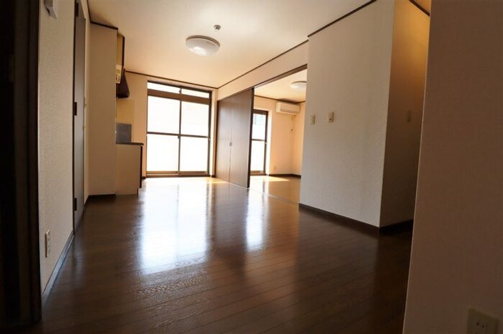 エスポワールいずみの居間