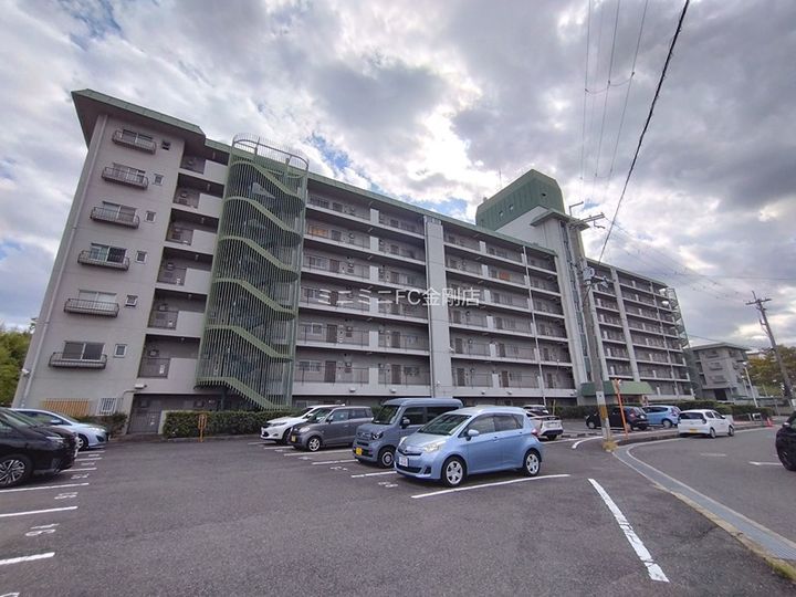 南海狭山コーポ 2号棟の外観