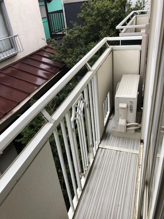 伴ハイツの内装