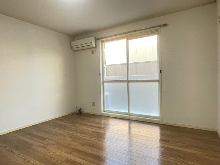 上六ハイツの居間