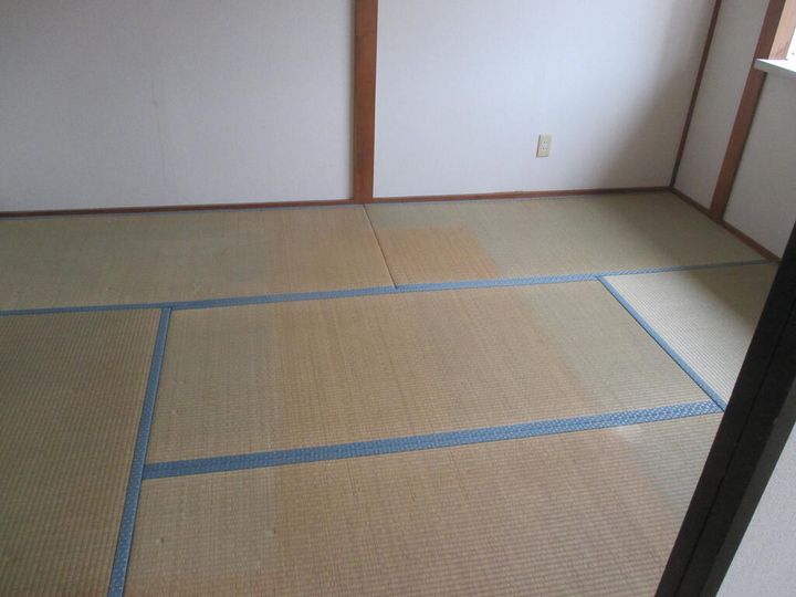 宮城県仙台市宮城野区福室5(アパート)の賃貸物件の居間
