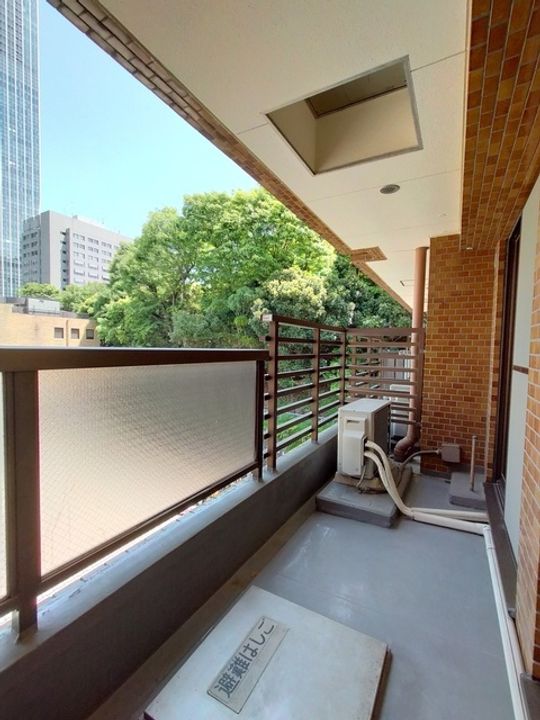 虎ノ門ガーデンの内装