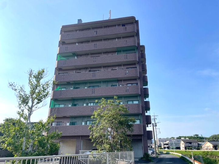 リテラス鹿屋弐番館の外観