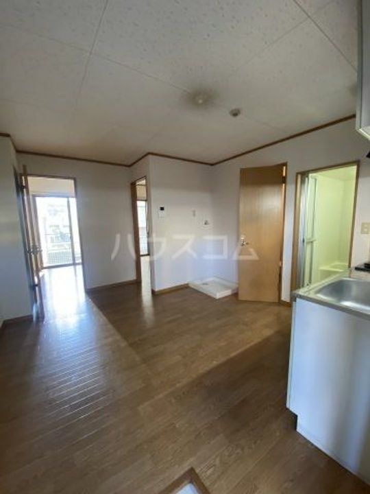 ハイツ田戸の地図