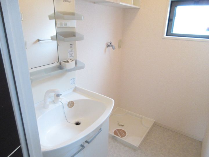 兵庫県三木市緑が丘町東1(一戸建)の賃貸物件の内装