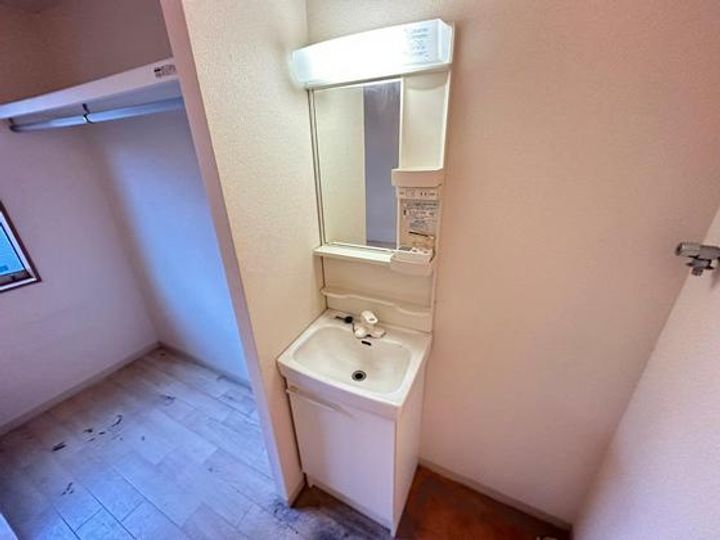 カリブ海老園の内装