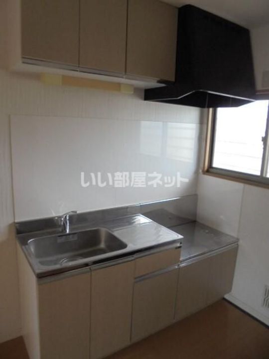 ハイツ飯島Aのキッチン
