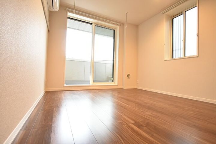 東京都調布市布田4(マンション)の賃貸物件の居間