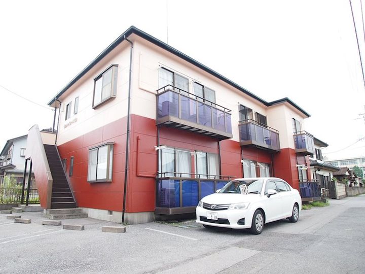 サンシャインハイツの外観