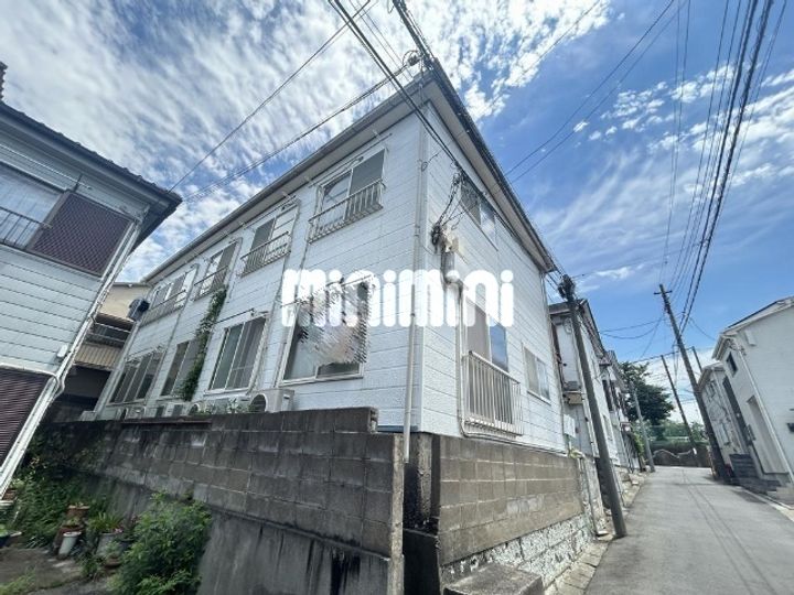 栗原ハイツの外観