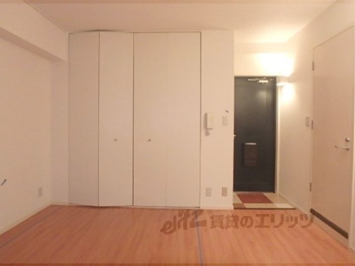 烏丸アネックスの居間